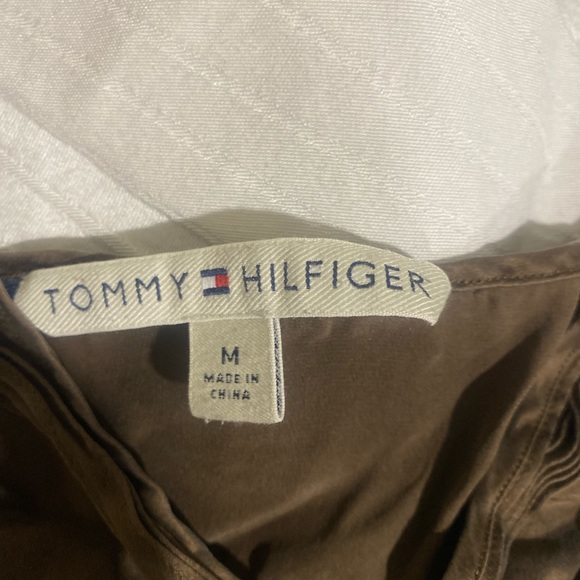 Pure silk espresso tank. Looks great under a blazer - Picture 2 of 4